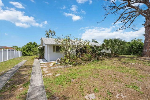 309 BASE AVENUE E, Venice, FL 34285