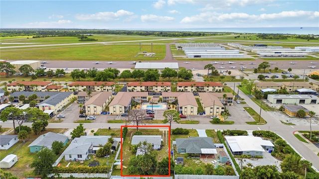 309 BASE AVENUE E, Venice, FL 34285