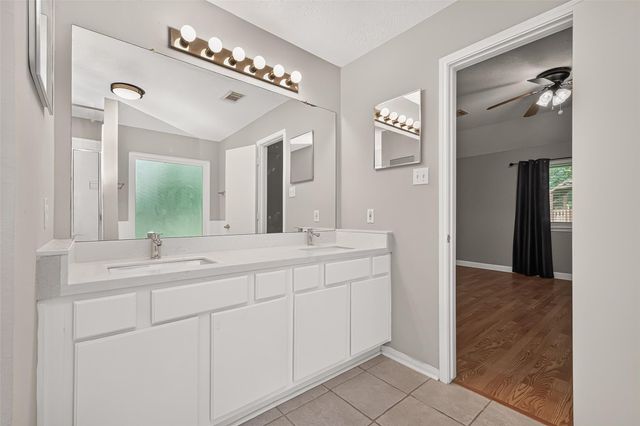 1810 Ashton Village Drive, Spring, TX 77386