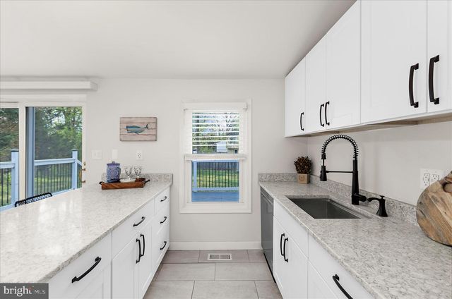 307 RIVERDALE RD, Severna Park, MD 21146