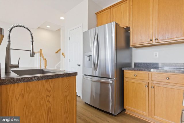 8553 WYNGATE MANOR CT, Alexandria, VA 22309