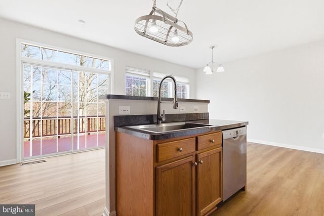 8553 WYNGATE MANOR CT, Alexandria, VA 22309