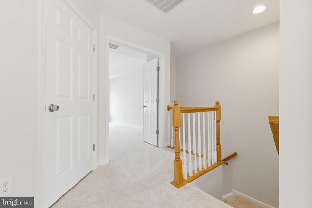 8553 WYNGATE MANOR CT, Alexandria, VA 22309