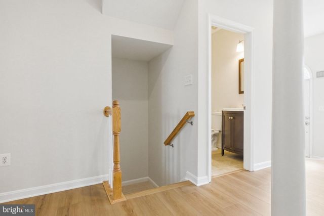 8553 WYNGATE MANOR CT, Alexandria, VA 22309