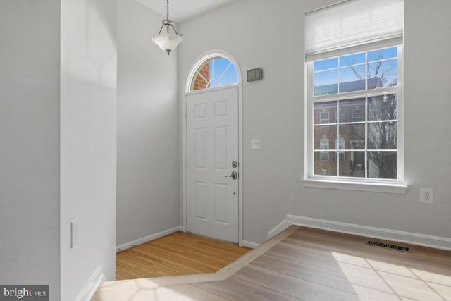 8553 WYNGATE MANOR CT, Alexandria, VA 22309