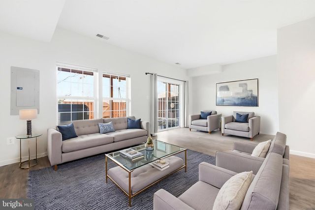 8553 WYNGATE MANOR CT, Alexandria, VA 22309