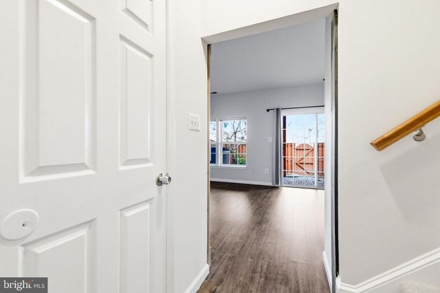 8553 WYNGATE MANOR CT, Alexandria, VA 22309