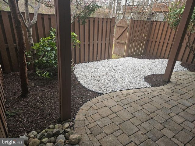 8553 WYNGATE MANOR CT, Alexandria, VA 22309