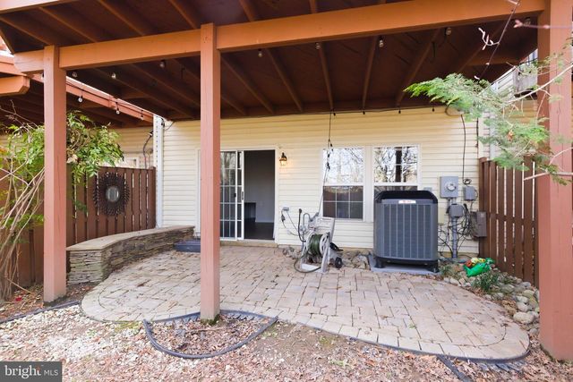 8553 WYNGATE MANOR CT, Alexandria, VA 22309