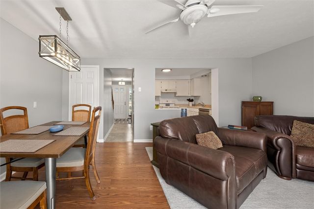 61 Camberley Place, Penfield, NY 14526