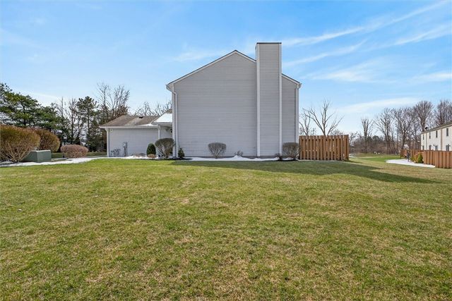 61 Camberley Place, Penfield, NY 14526