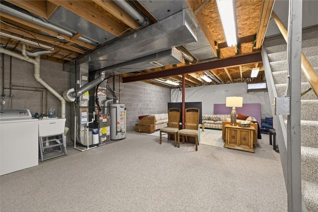 61 Camberley Place, Penfield, NY 14526