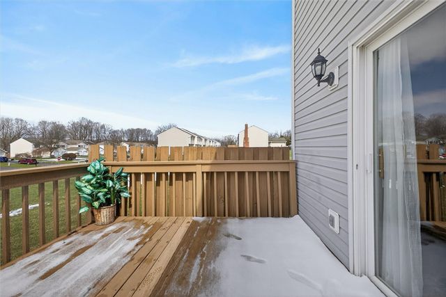 61 Camberley Place, Penfield, NY 14526