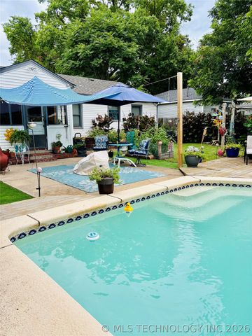 42 E 51st Place, Tulsa, OK 74105