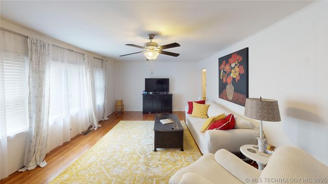 42 E 51st Place, Tulsa, OK 74105