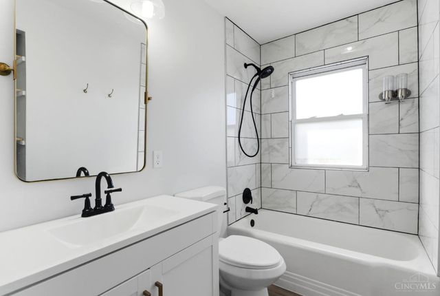 616 Lake Avenue, Franklin, OH 45005