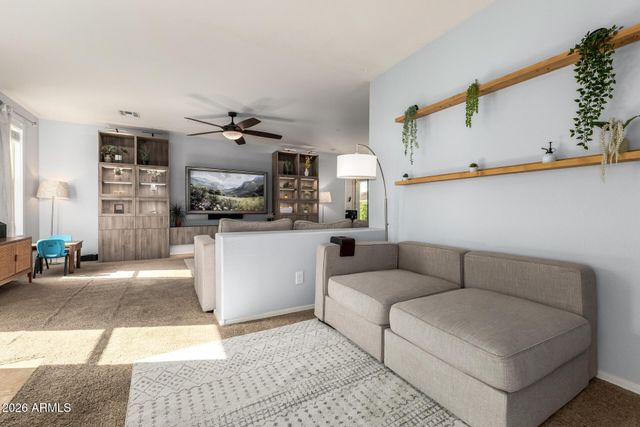 8867 W HOLLYWOOD Avenue, Peoria, AZ 85345