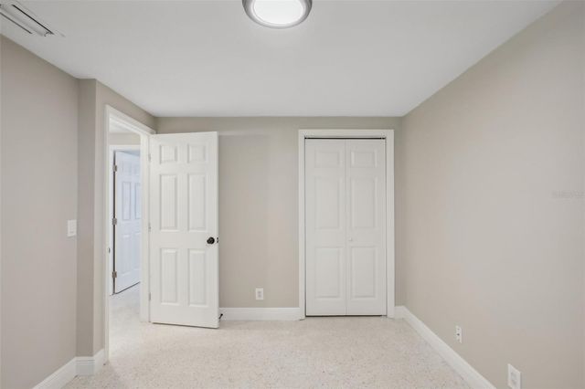 8703 NAVAJO AVENUE, Tampa, FL 33637