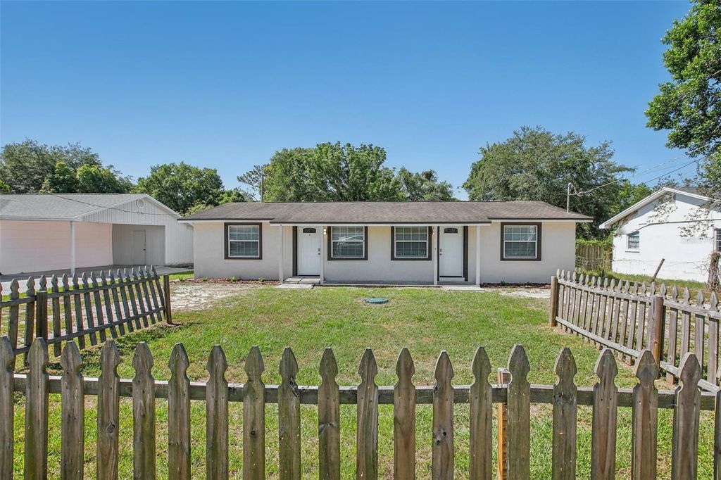 8703 NAVAJO AVENUE, Tampa, FL 33637