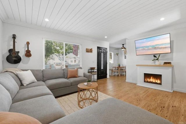 181 Magdalena Drive, Oceanside, CA 92057