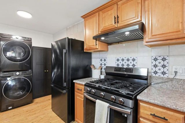 181 Magdalena Drive, Oceanside, CA 92057