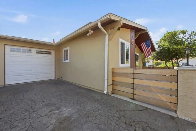 181 Magdalena Drive, Oceanside, CA 92057