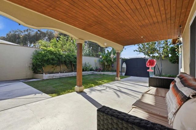 181 Magdalena Drive, Oceanside, CA 92057