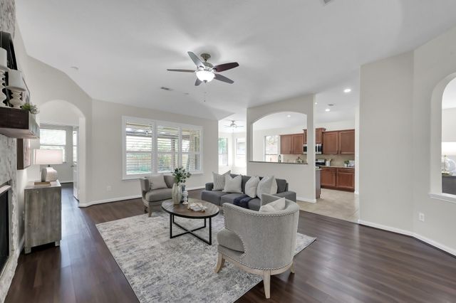 119 Winslow Hill Place, Montgomery, TX 77316