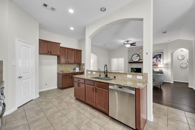 119 Winslow Hill Place, Montgomery, TX 77316