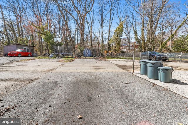 1032 BROOKWOOD LN, Glenolden, PA 19036