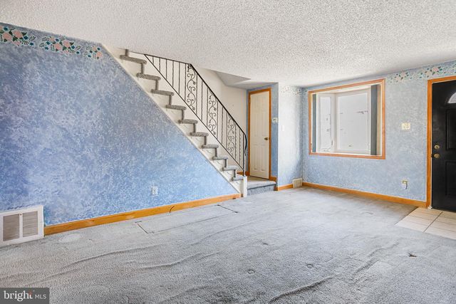 1032 BROOKWOOD LN, Glenolden, PA 19036