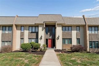 462 W 104 Street D, Kansas City, MO 64114