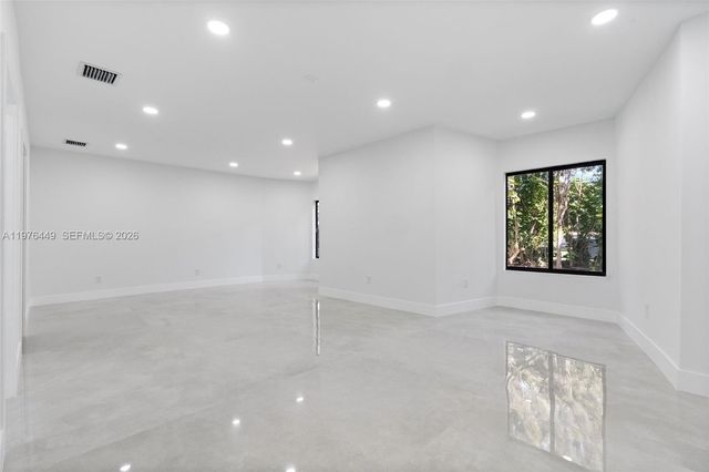 4800 SW 61st Ave, Davie, FL 33314