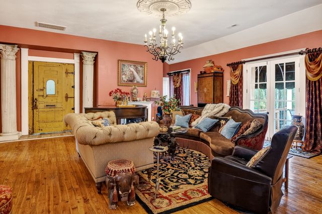 131 Old Morrison Rd, Mcminnville, TN 37110