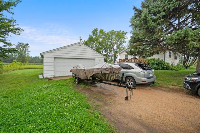 8225 20th Avenue, Lino Lakes, MN 55038
