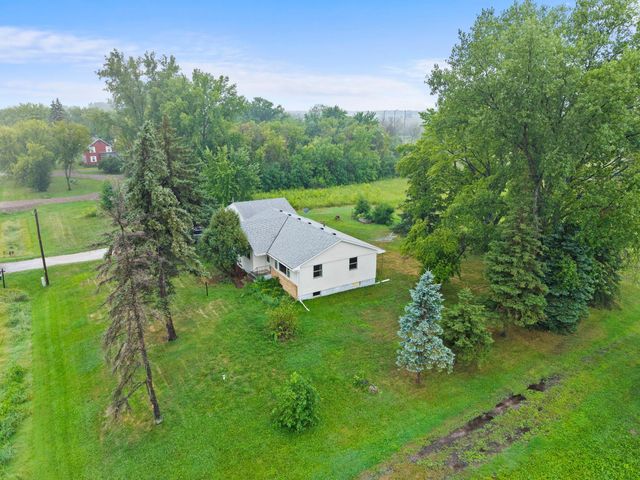 8225 20th Avenue, Lino Lakes, MN 55038