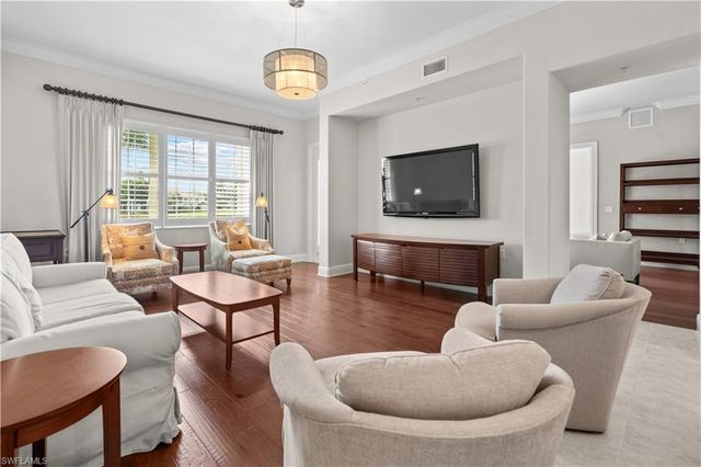 2714 Callista CT 103, Naples, FL 34114