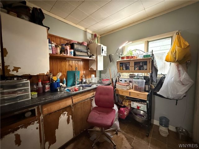 25 Chadduck Avenue, Buffalo, NY 14207