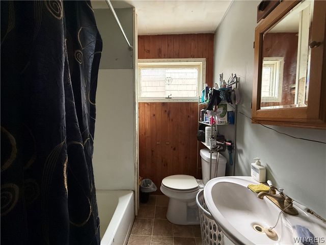 25 Chadduck Avenue, Buffalo, NY 14207