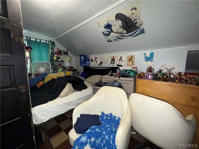 25 Chadduck Avenue, Buffalo, NY 14207