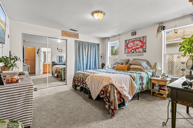 918 Brandi Way, Central Point, OR 97502