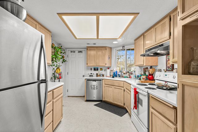 918 Brandi Way, Central Point, OR 97502