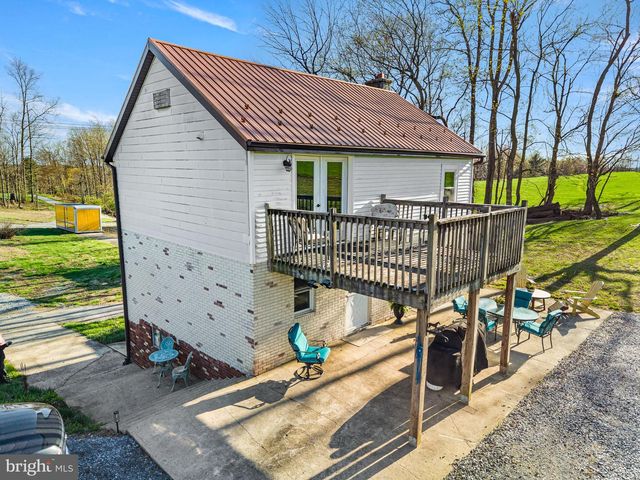 1725 GOOSETOWN RD, Coatesville, PA 19320