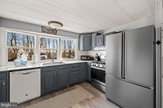 1725 GOOSETOWN RD, Coatesville, PA 19320