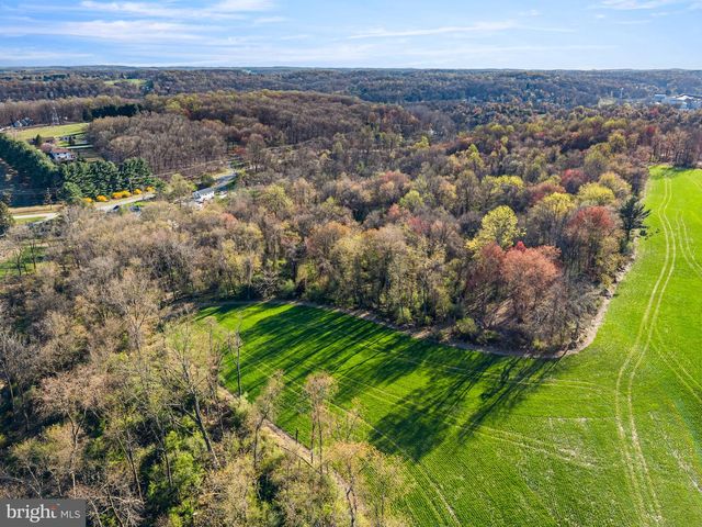 1725 GOOSETOWN RD, Coatesville, PA 19320