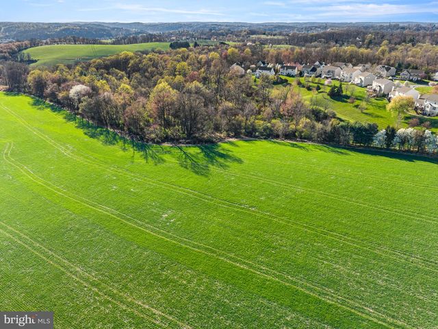 1725 GOOSETOWN RD, Coatesville, PA 19320