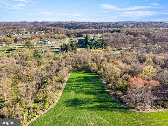 1725 GOOSETOWN RD, Coatesville, PA 19320