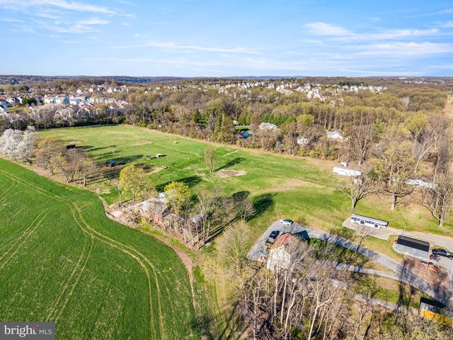 1725 GOOSETOWN RD, Coatesville, PA 19320