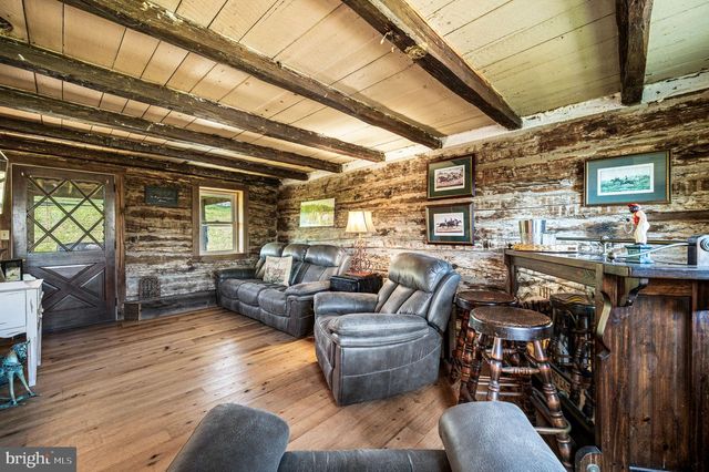 1725 GOOSETOWN RD, Coatesville, PA 19320