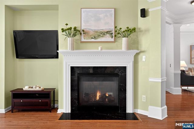 4 Generals Lane, Totowa, NJ 07512